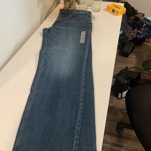 2 pairs of old navy men’s jeans 36x34